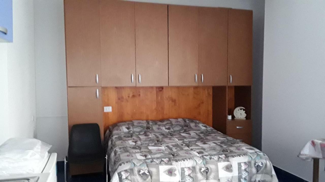 Archimede Daire Pavia Dış mekan fotoğraf