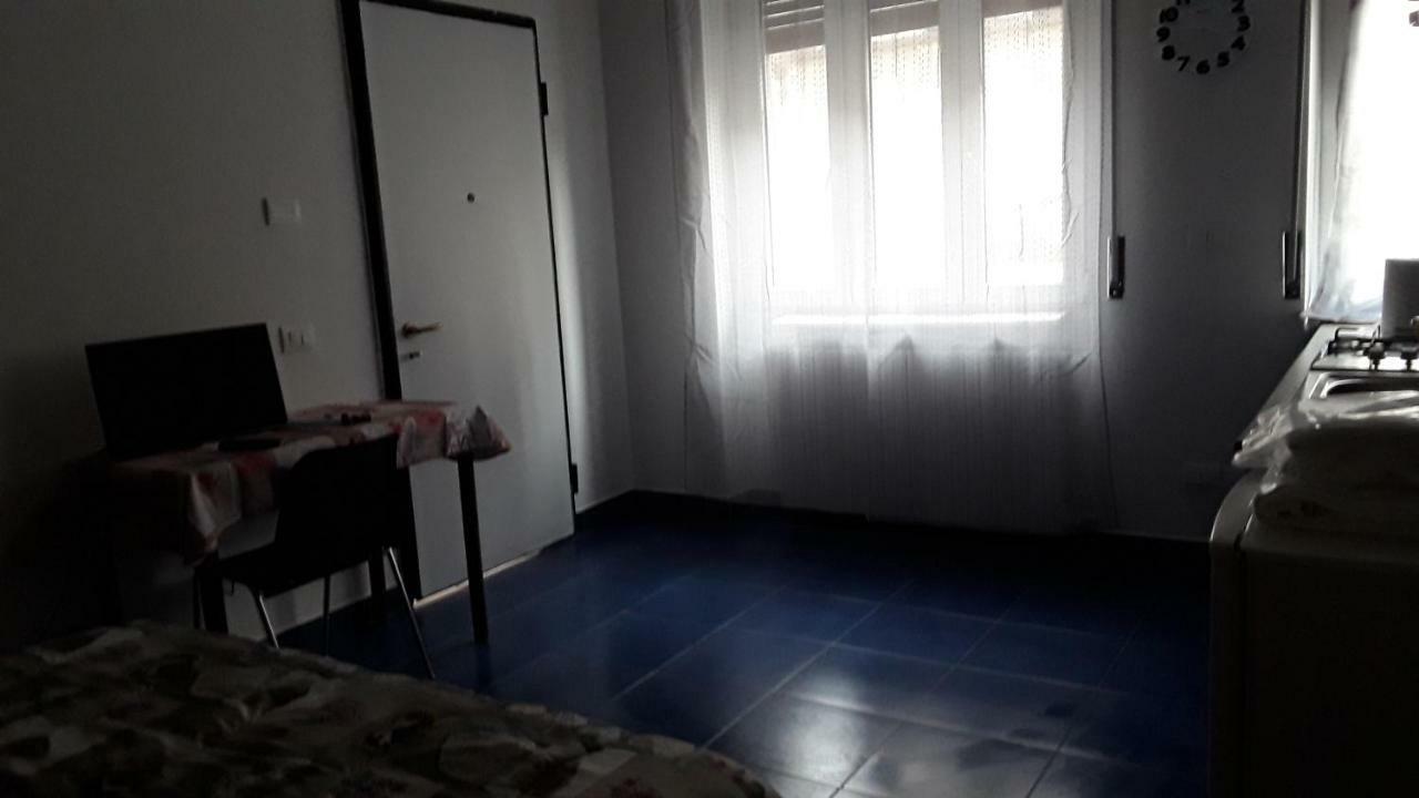 Archimede Daire Pavia Dış mekan fotoğraf