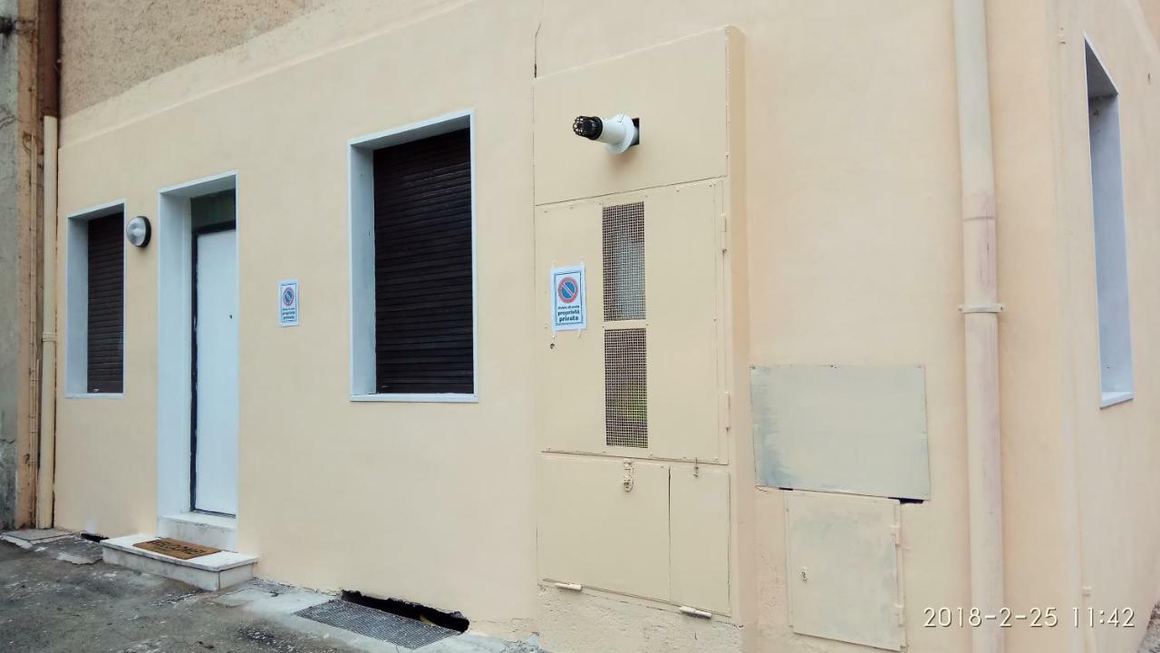 Archimede Daire Pavia Dış mekan fotoğraf
